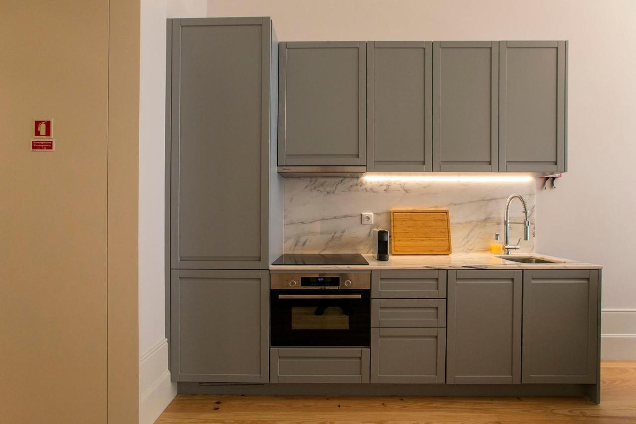 Lovelystay - 2Br Flat With Ac In Duque De Loule Porto Eksteriør bilde