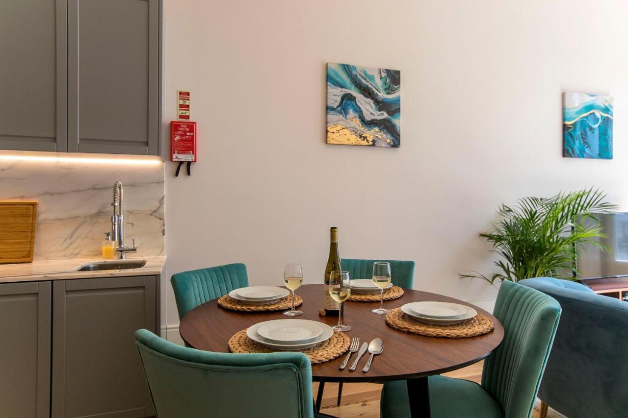 Lovelystay - 2Br Flat With Ac In Duque De Loule Porto Eksteriør bilde