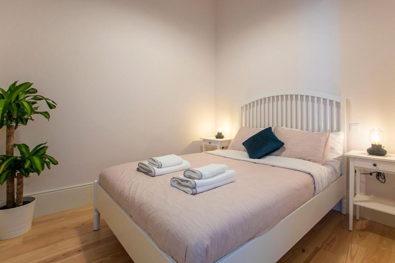 Lovelystay - 2Br Flat With Ac In Duque De Loule Porto Eksteriør bilde