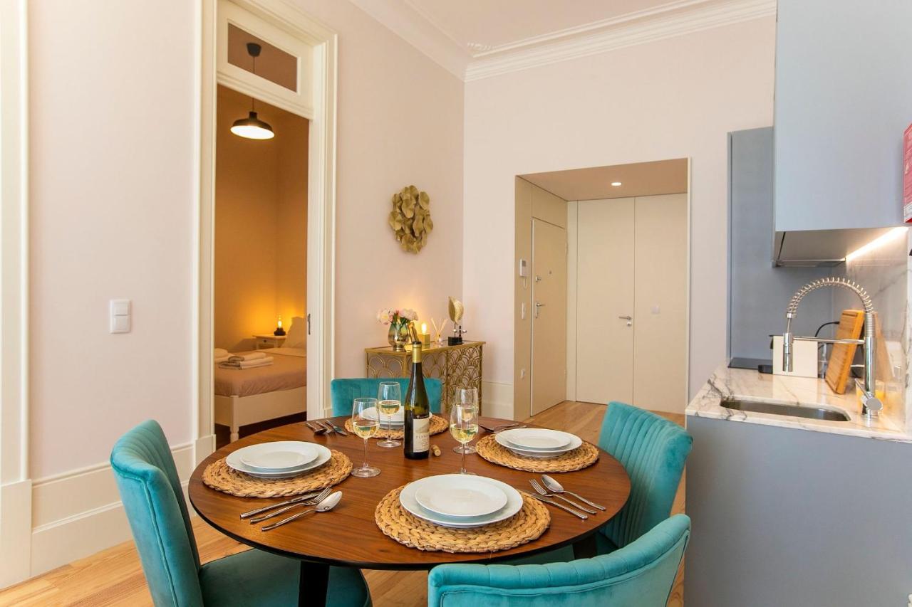 Lovelystay - 2Br Flat With Ac In Duque De Loule Porto Eksteriør bilde